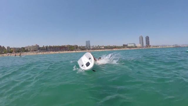 SUP Barcelona - With Speakeasy Language School смотреть онлайн