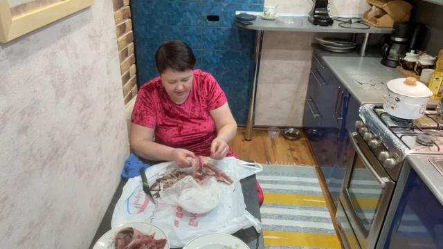 Жду мужа на вкусный ужин. Селёдочка с картошкой! смотреть онлайн