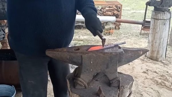 Ковка ножа"ЯКУТ"