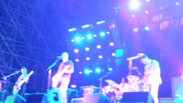 Smashing Pumpkins "Rhinoceros" live @ Rock in Roma 14-07-2013 смотреть онлайн