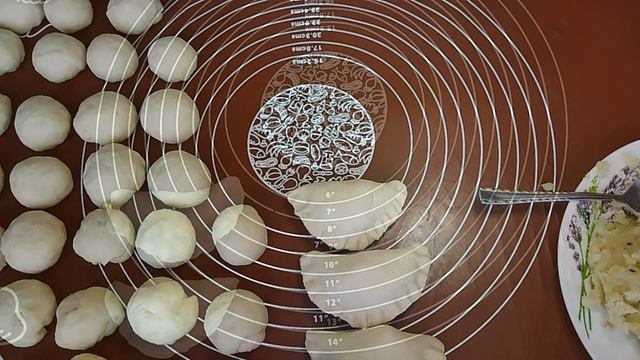 Дріжджові вареники на пару (Steamed yeast dumplings) смотреть онлайн