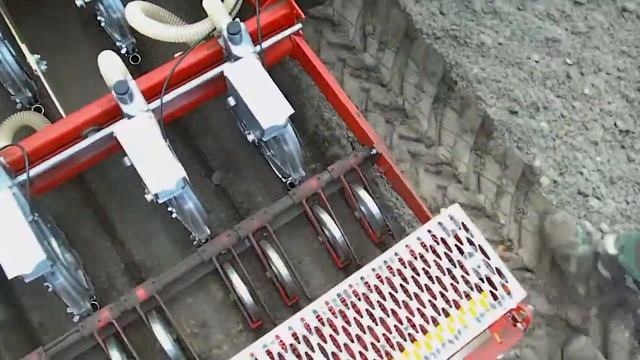 Agricola Italiana SN Multi - siewniki pneumatyczne смотреть онлайн