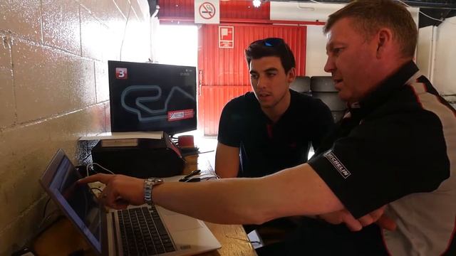 Porsche Supercup 2017 - Teamwork: Driver and engineer смотреть онлайн