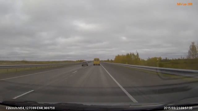 FILE8791 фад Тюмень ХМАО недалеко от Сумкино Ваз2110 совершает опасный обгон смотреть онлайн