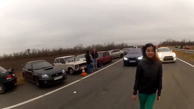 Моя охрана)BMW и GTR и конечно моя элегантная походка) смотреть онлайн