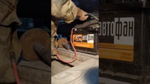 Автомобильный споттер из аккумулятора