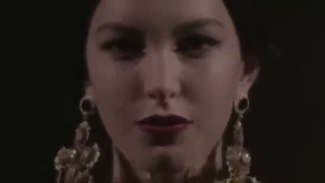 Winter 2014 makeup video tutorial with Pat McGrath