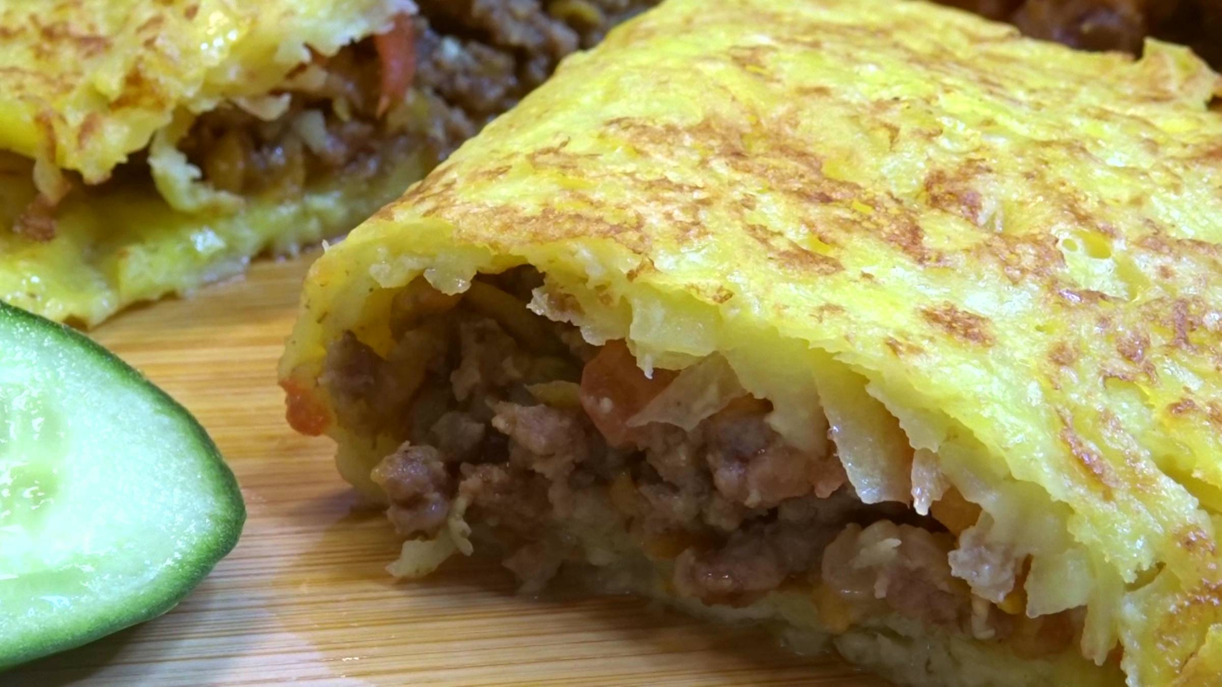 Мы просто подсели на этот РЕЦЕПТ. Немного ФАРША и КАРТОФЕЛЬ, а какая ВКУСНЯТИНА получается. смотреть онлайн