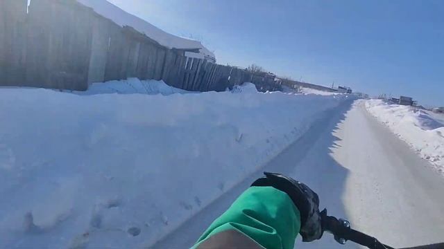 Покатушка с братом на kayo mini 125☺️ уселись на маленький питбайк вдвоём 🤯 смотреть онлайн