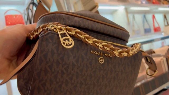 Michael Kors VIP Crossbody Bags Mall Shopping. Сумки Кроссбоди Michael Kors VIP #michaelkors смотреть онлайн