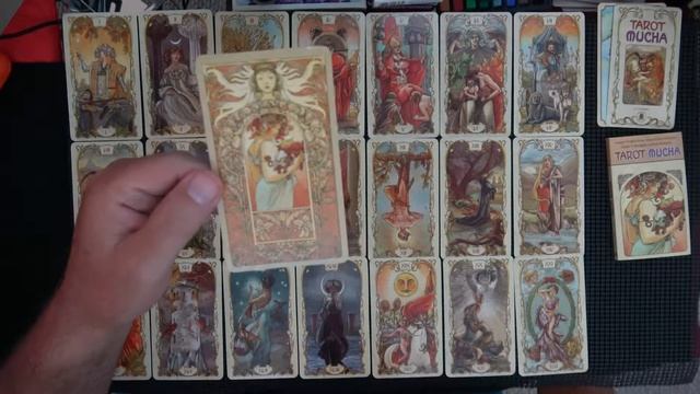 Tarot Mucha смотреть онлайн