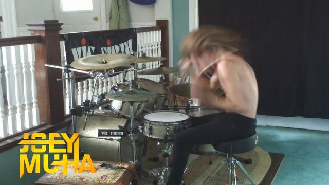 Thomas The Tank Engine Intro Theme Drumming - JOEY MUHA смотреть онлайн