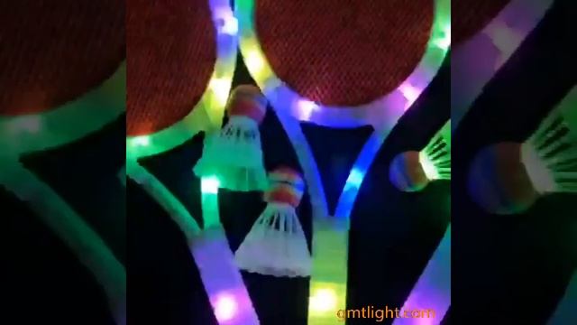 LED LIGHT BADMINTON RACKET SET OF 2 WITH 2 SHUTTLECOCK смотреть онлайн