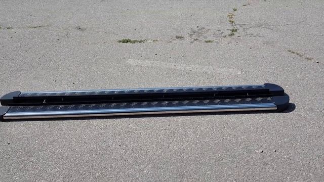 Пороги боковые труба с листом (S2-07) D42 Silver-black смотреть онлайн