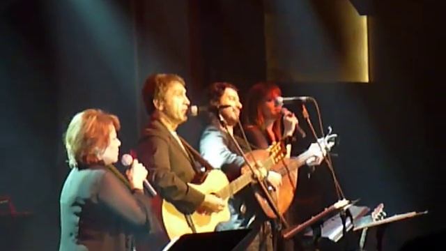 George Dalaras, Pitsa Papadoupoulou, Mihalis Tzouganakis & Aspasia Stratigou Live at Polis Theate смотреть онлайн
