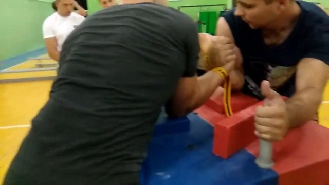 "АРЕНА. Часть 2 (правая рука)" / Association strong / ARMWRESTLING HIGHLIGHTS #49 смотреть онлайн