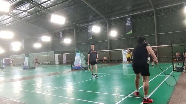 Lacoste Badminton. KoRonni CiYe2N 🆚 David VK.. 🤙🏸 смотреть онлайн