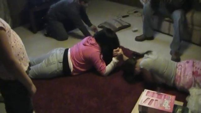 Arm Wrestling смотреть онлайн