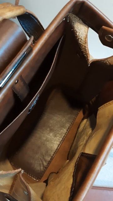 Рюкзак-Саквояж "Ириска" от Sами Zделали🎒#SамиZделали#рюкзак#Саквояж#СвоимиРуками#ИзКожи смотреть онлайн