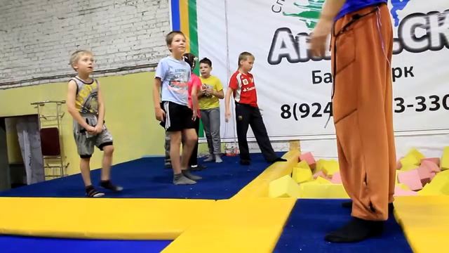 Батуты ПЛ смотреть онлайн