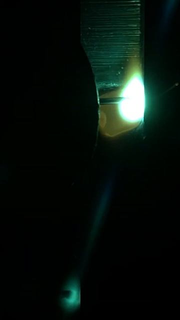Заполнение полуавтоматом, крупный план | MIG welding смотреть онлайн