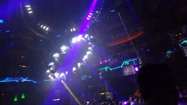 Omnia Night Club Las Vegas UFO light show смотреть онлайн