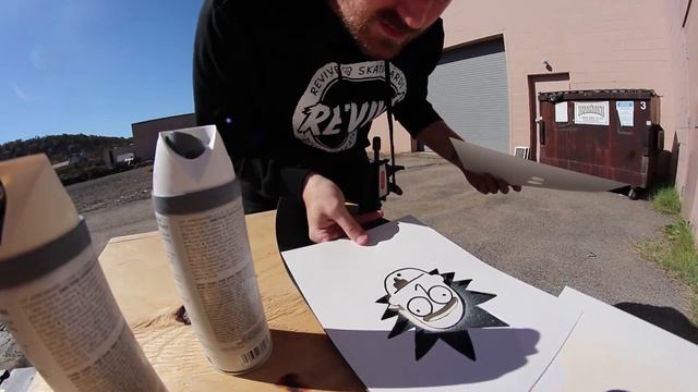 RICK & MORTY SKATEBOARD GRIPTAPE ART! / Spray Paint Process смотреть онлайн