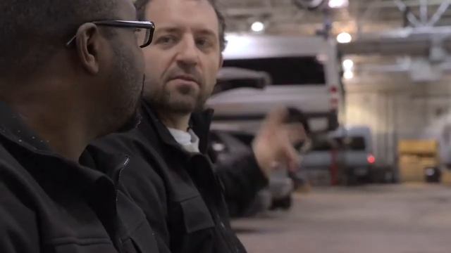Hardcore Renos Episode 100: The Mercedes-Benz Sprinter Vans go in for service смотреть онлайн