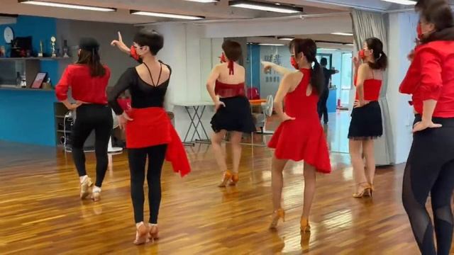 2022 漾女郎 Bachata 線上展演 смотреть онлайн