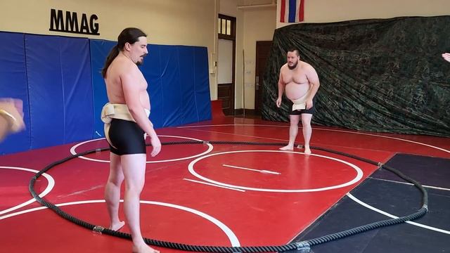 Quad Cities Sumo Training смотреть онлайн