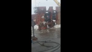 работа двумя кранами