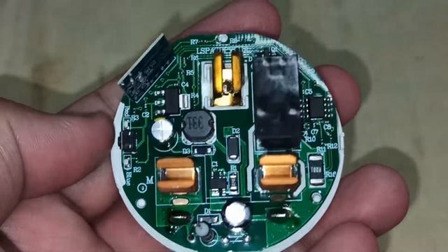What is inside smart socket (Urdu/Hindi)