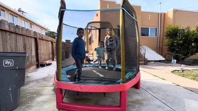 Jumping on small trampoline #6ft trampoline смотреть онлайн