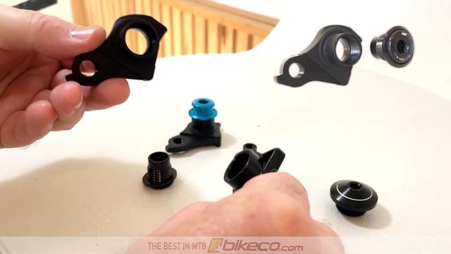 SRAM UDH Universal Derailleur Hanger, not a universal adapter смотреть онлайн