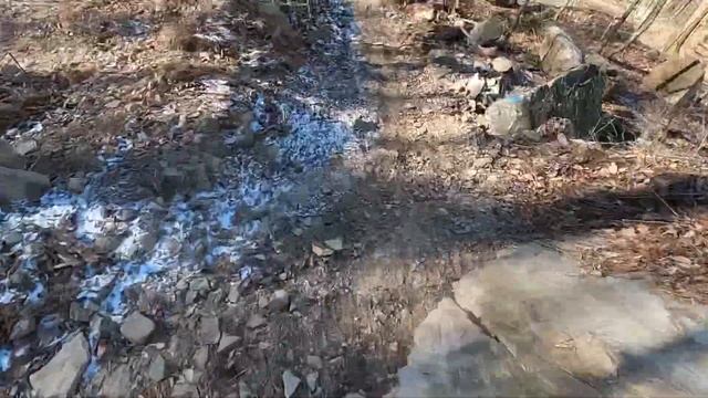 “Snow and Ice on the trails make downhill practice INTERESTING!” смотреть онлайн