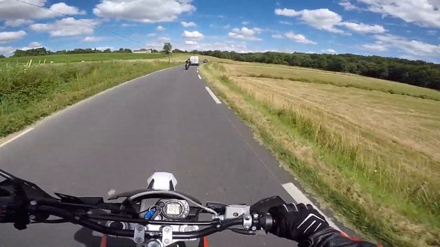 Life On 2 Wheels #1 смотреть онлайн