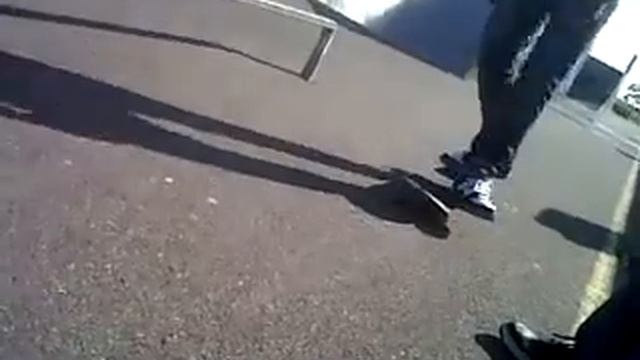 R-flip R for Retarded (not to be confused with V for Vendetta) Dâh смотреть онлайн