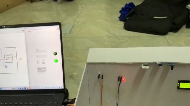 Hệ thống cảm biến thông minh trong phòng Smart Room смотреть онлайн