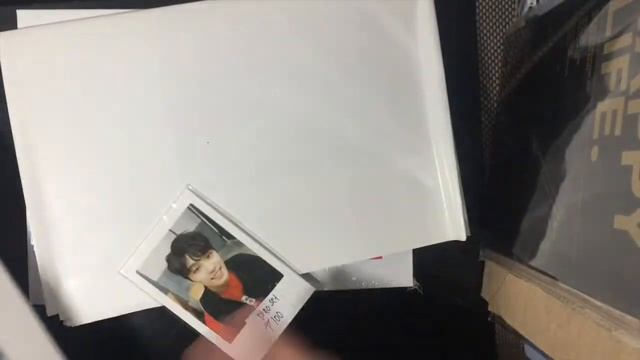 KPOP HAUL #15 (MINI CHRISTMAS HAUL: THE BOYZ, SEVENTEEN, NU'EST W)