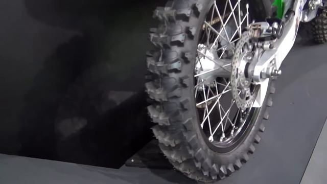 Kawasaki KX450 Van de Sande (2018) Exterior and Interior смотреть онлайн