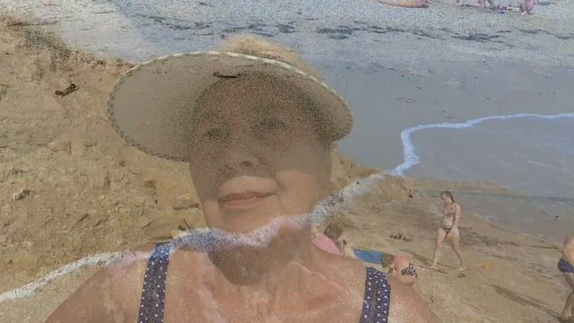 221 ч. ЖИЗНЬ ПОСЛЕ ПЕРЕЕЗДА НА ЮГ. Волна накрыла нас. Дельфины спасатели.