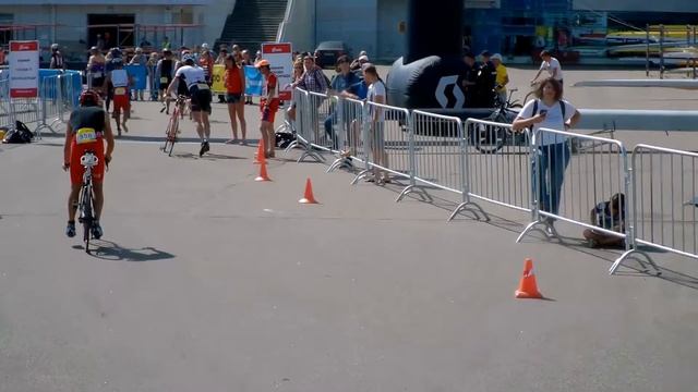 VESTA BANK GROM TRI SPRINT 2018 | Спринт Бекметов Виталий #558.558 смотреть онлайн