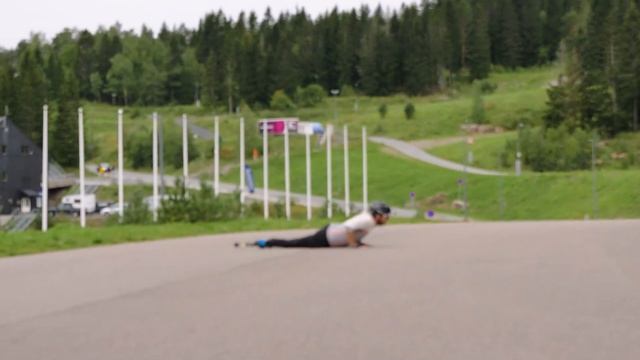 We Tried Roller Skiing with a Pro - Norway´s dangerous sport смотреть онлайн