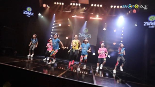 [EBS x ZUMBA KIDS] Zumba Kids "Azukita" with Lina смотреть онлайн