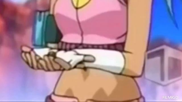 Julie's Belly Button смотреть онлайн