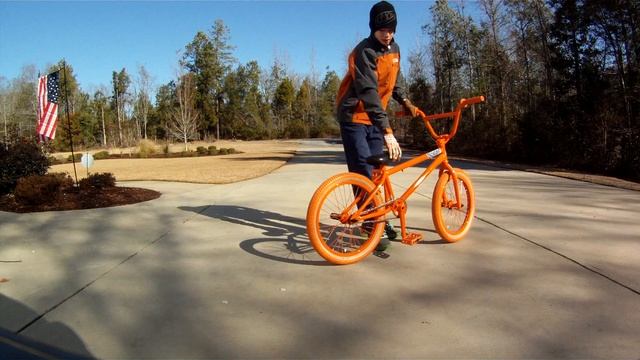 How to Bunnyhop смотреть онлайн