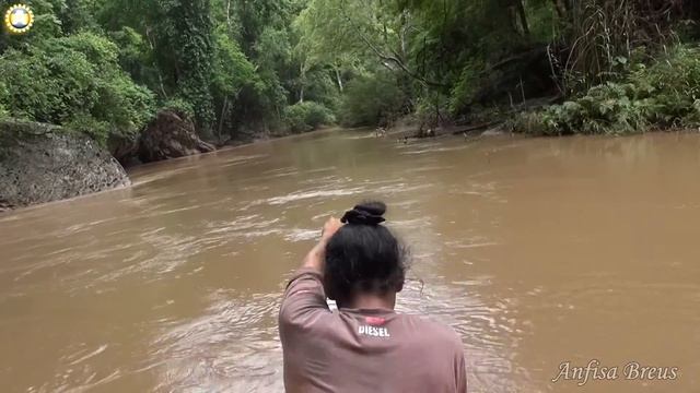 Поездка с Чианг Май до водопада Ti Lo Su. Umphang. Рафтинг. Thailand. 72 смотреть онлайн