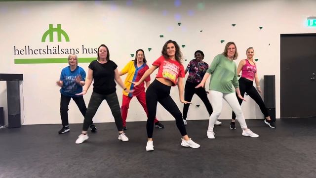 TQG 🎶 ZUMBA®️ - KAROL G, Shakira