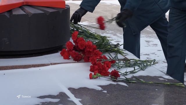 В Томске проведены памятные мероприятия в рамках эстафеты #ВпамятиСибиряков смотреть онлайн