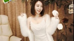 [New Angle] Bunny dance so cute by asia woman _ Korean girl _ BJ_ sexy dance_ so cute